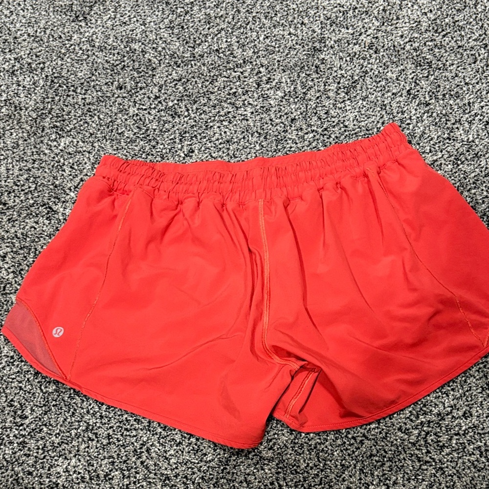 Lululemon Athletica 3in Low Rise Hotty Hot Shorts